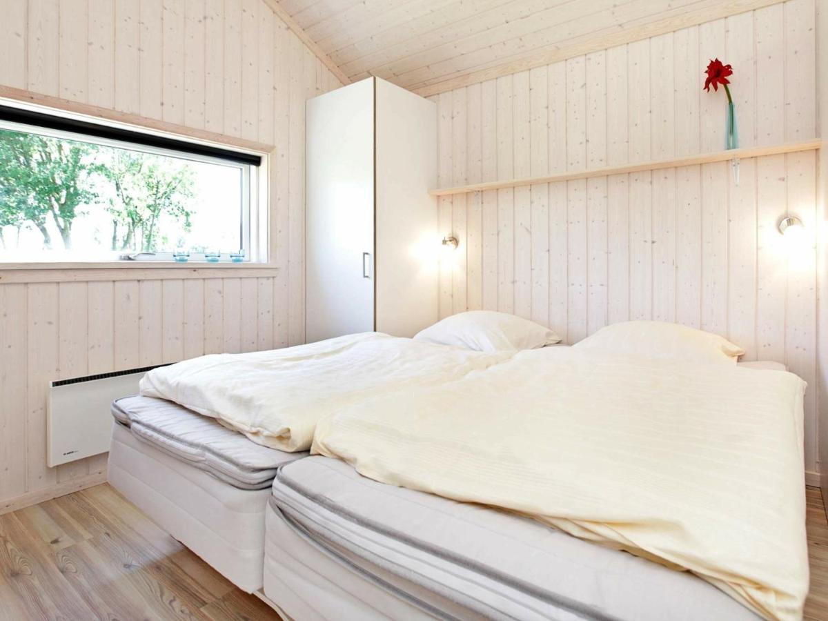 8 Person Holiday Home In Gro Enbrode Großenbrode Exterior foto